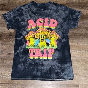 Women’s Shirt Size Medium Good Condition